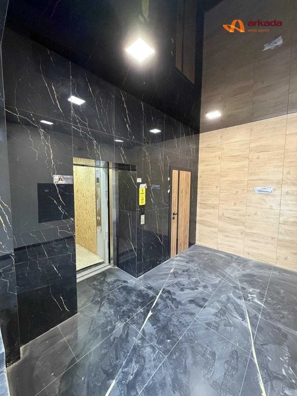 For Sale, Finished 2-bedroom apartment on Bd. Bandery, suitable for rental