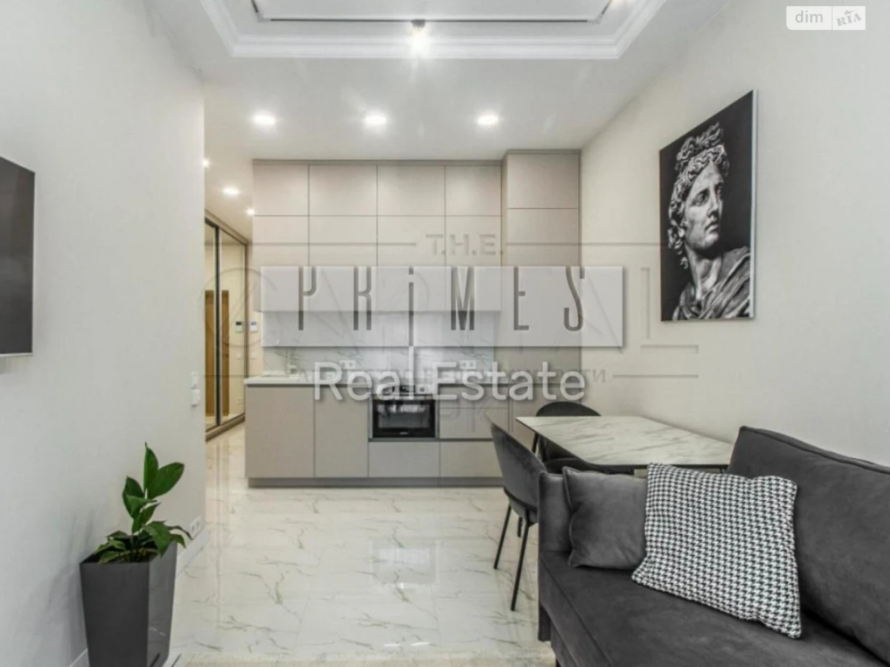 Long-Term Rental Apartment, Chorna Hora