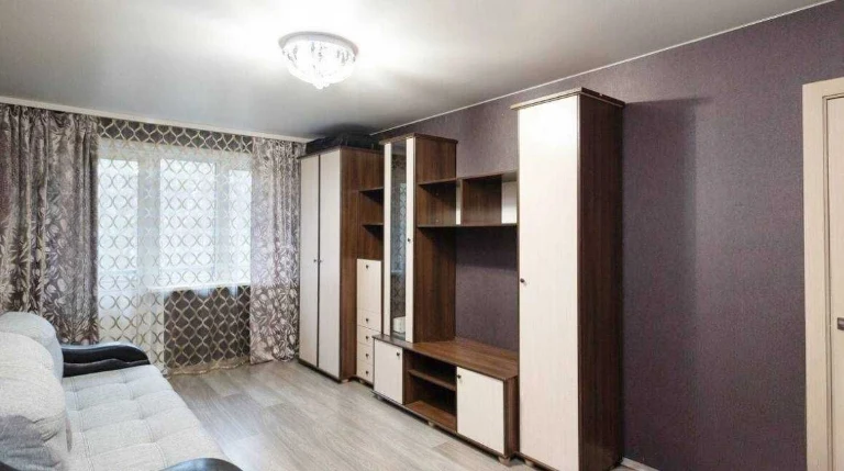 1-bedroom apartment for sale on вул. Коновальця