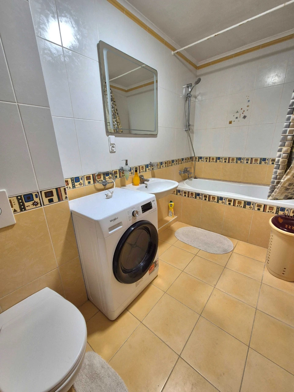 Sale of a 3-room apartment in Lviv, Nizinская 70 sq. m. 150 0