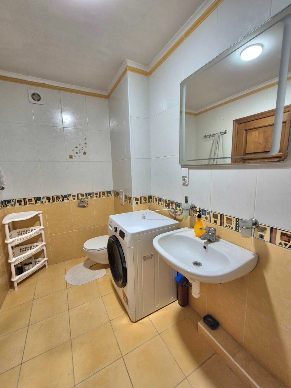 Sale of a 3-room apartment in Lviv, Nizinская 70 sq. m. 150 0