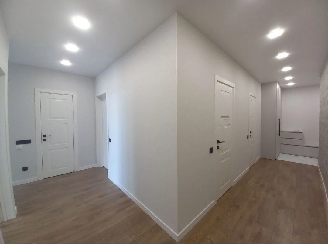 Sale - Spacious 2-room apartment 83 sq m, "Gershen Park"