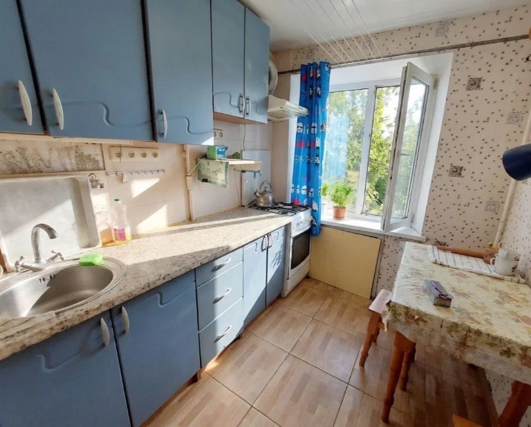 Sale of a 1-bedroom apartment, ж/м Topol-2, house 23. ОСМД.