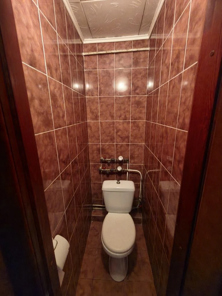 For sale: 3-room apartment 73 sq.m. on Aerocosmic Avenue
