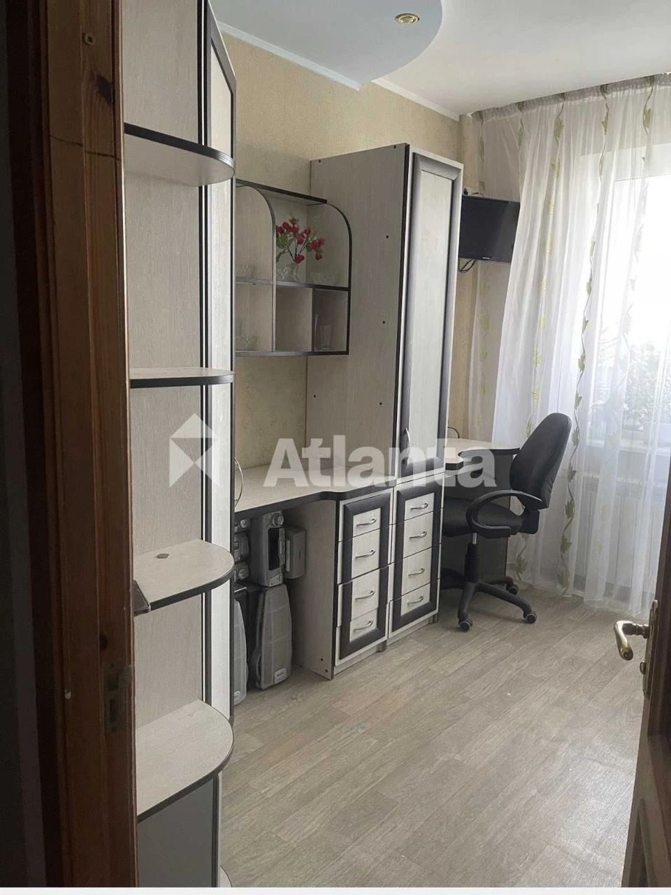 Cozy Two-Bedroom Apartment on Dnepropetrovsk Street