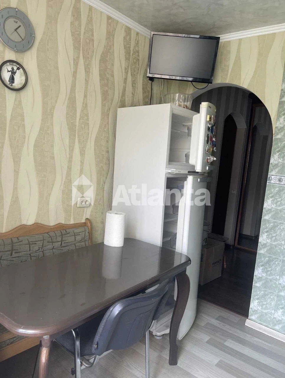Cozy Two-Bedroom Apartment on Dnepropetrovsk Street