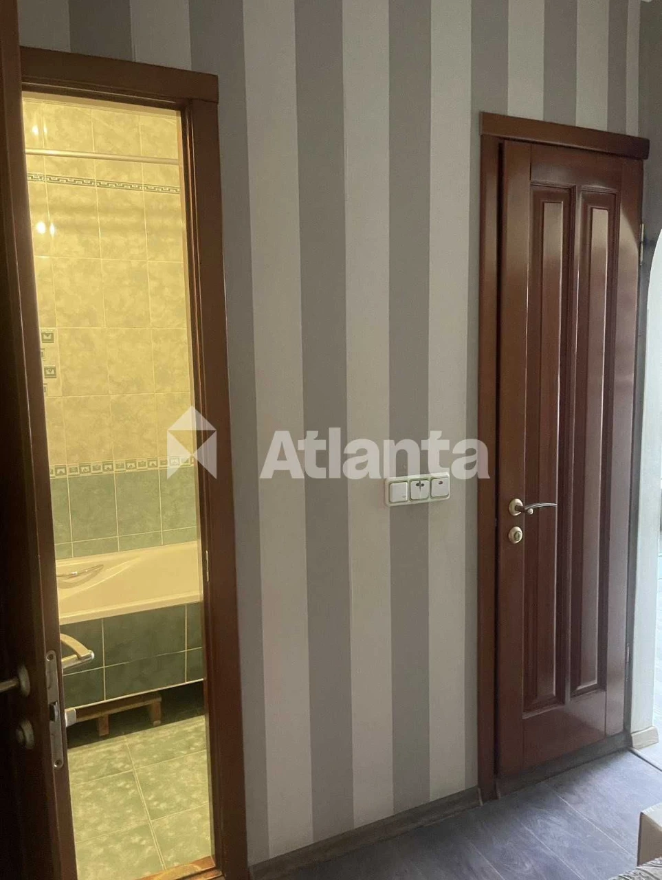 Cozy Two-Bedroom Apartment on Dnepropetrovsk Street