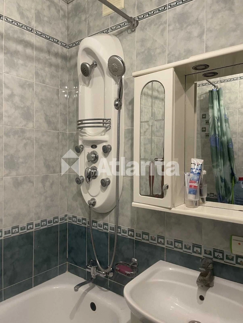 Cozy Two-Bedroom Apartment on Dnepropetrovsk Street
