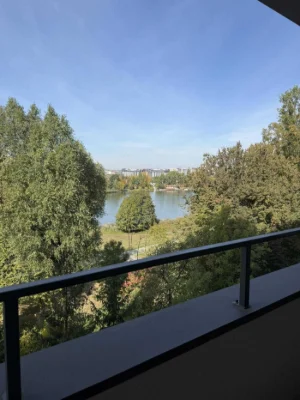 Exclusive 3-bedroom apartment near the city lake | Park Apartme