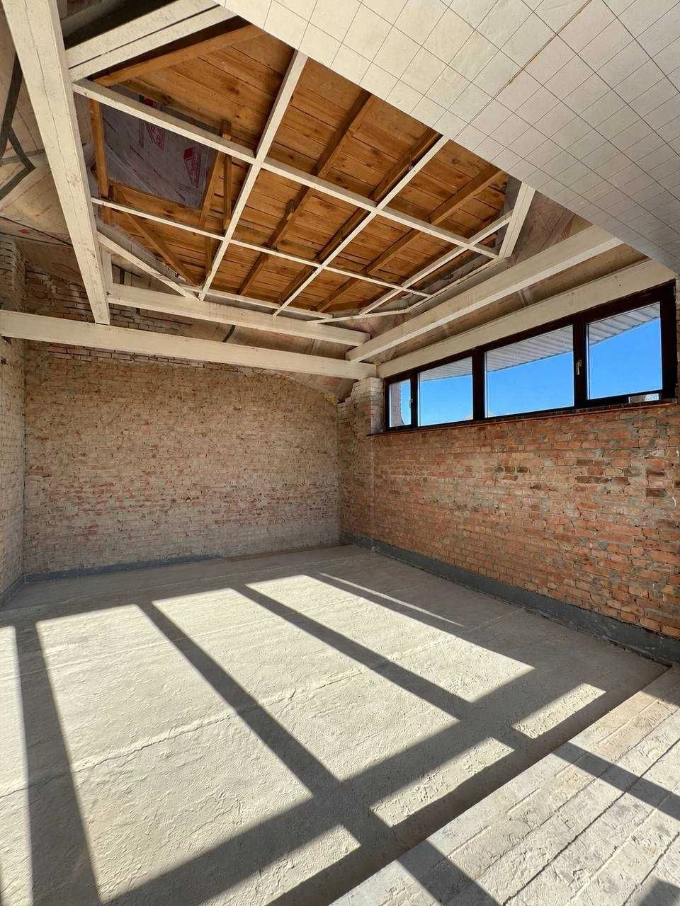 Duplex apartment for sale in a new building in the city center