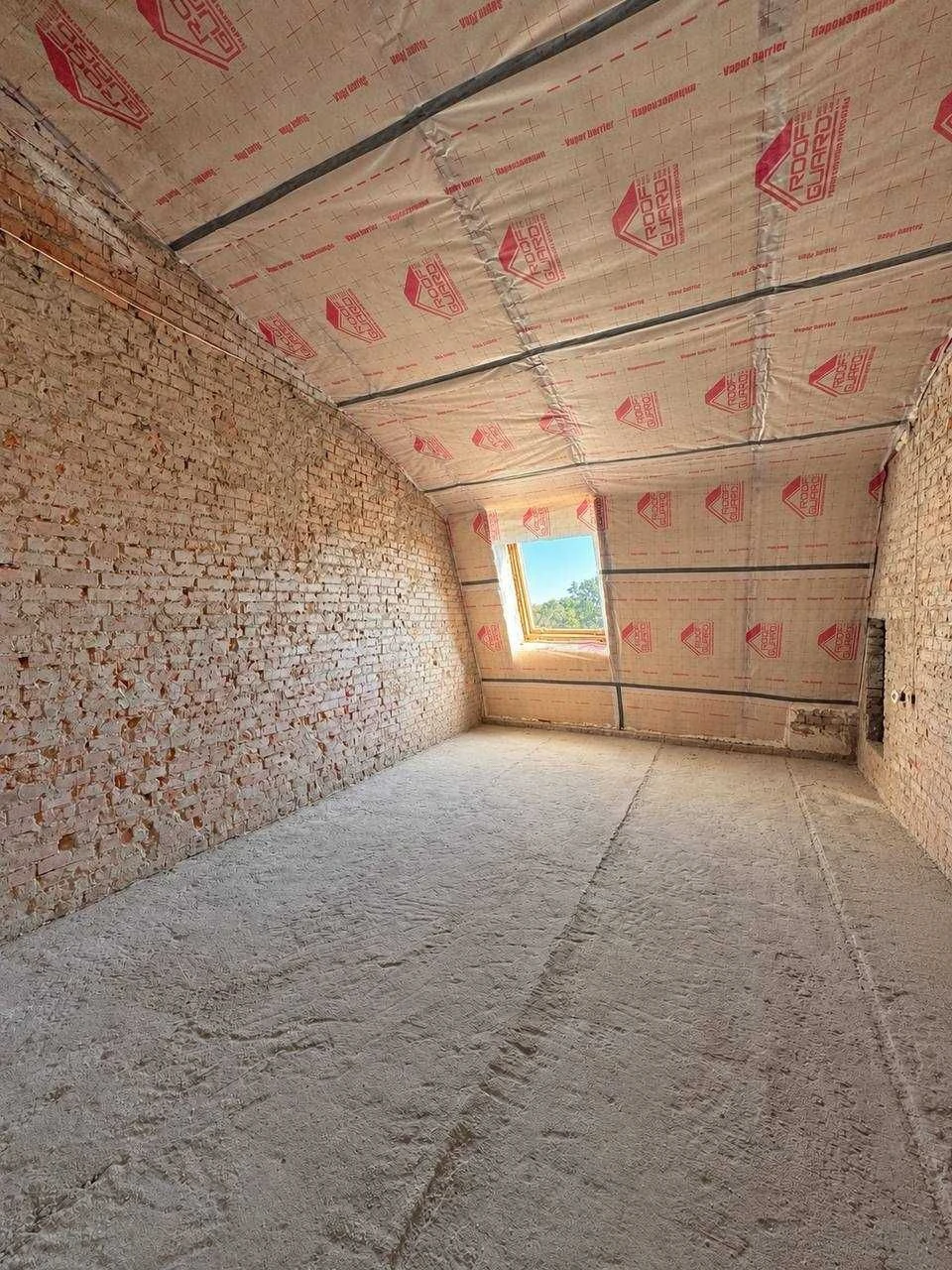 Duplex apartment for sale in a new building in the city center