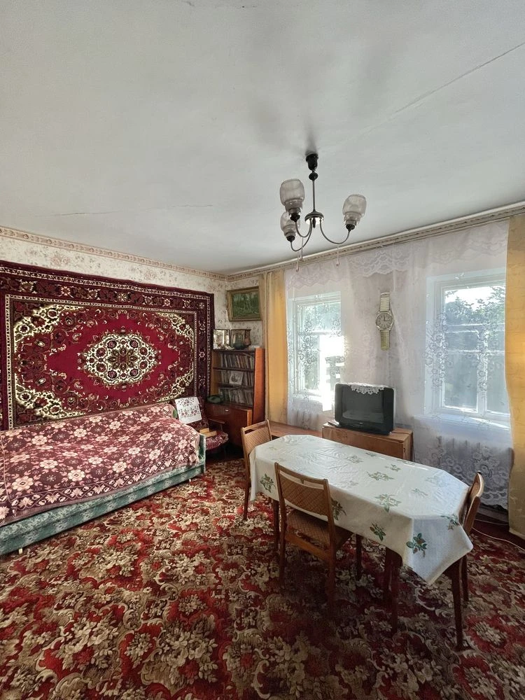 Selling part of a house in the 24 Schools area