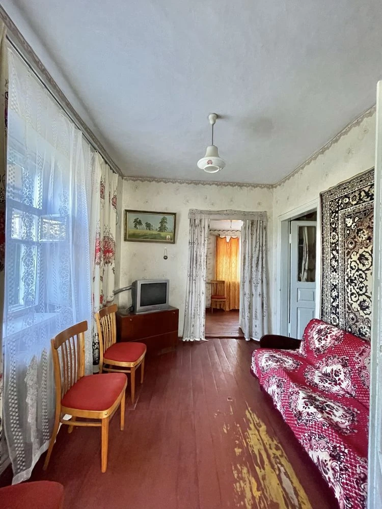 Selling part of a house in the 24 Schools area