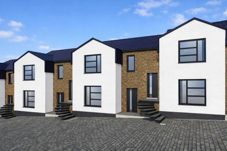 2-room apartment with a separate entrance plus a private terrace (exit to)