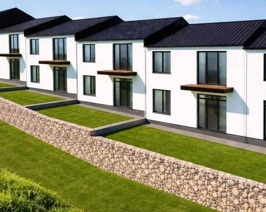 2-room apartment with a separate entrance plus a private terrace (exit to)