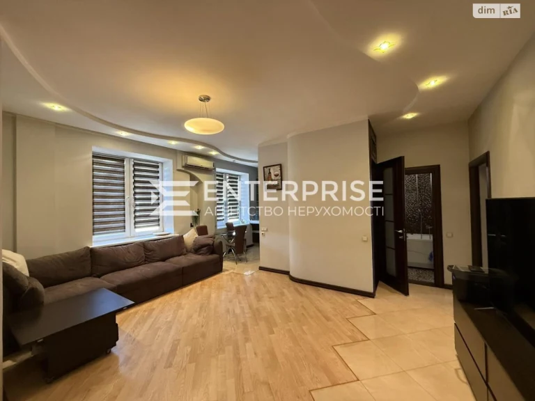 Long-Term Rental Apartment Solomyansky