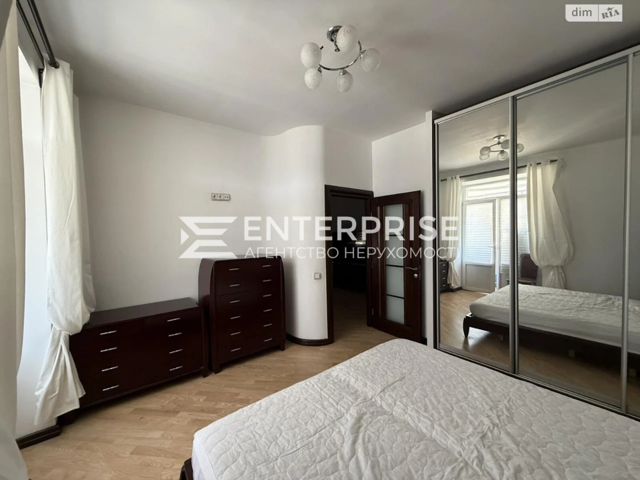 Long-Term Rental Apartment Solomyansky