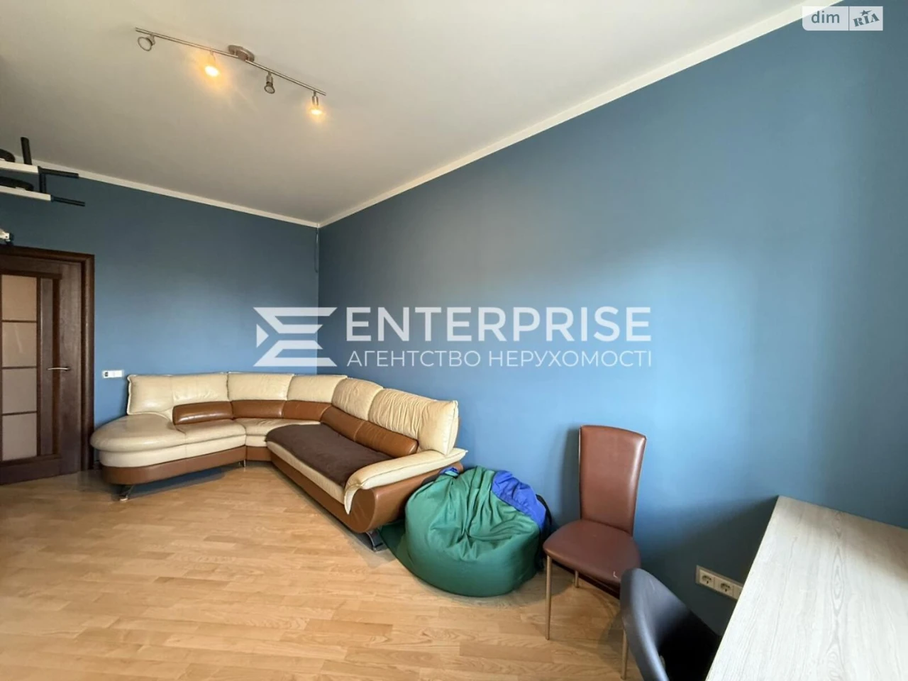 Long-Term Rental Apartment Solomyansky