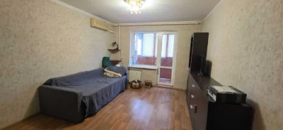 Продаю 1-комнатную квартиру на Деміївській