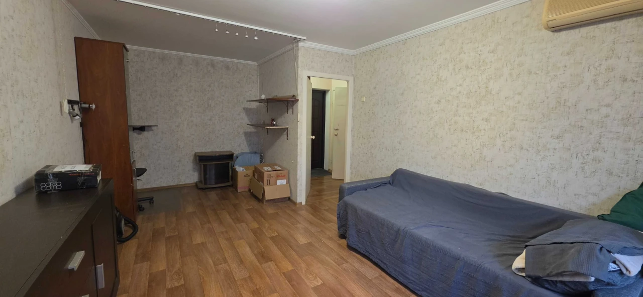 Продаю 1-комнатную квартиру на Деміївській