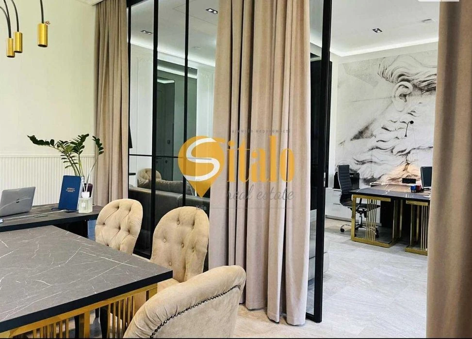 Apartment for sale in the city center Olimpiyska, Lybidska, Golos