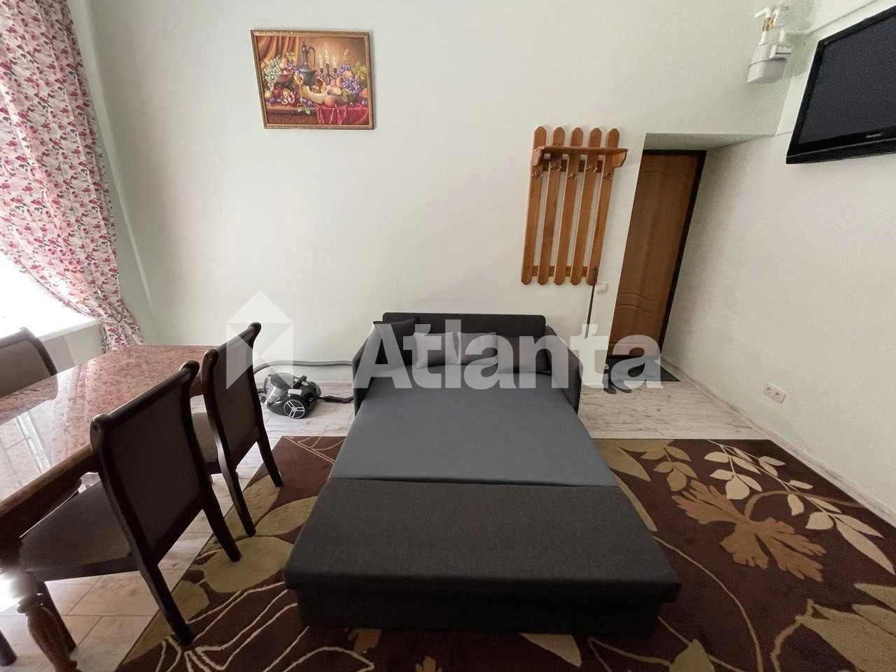 2 minutes from Duke. 2 room apartment with AGV on Primorsky Boulevard.