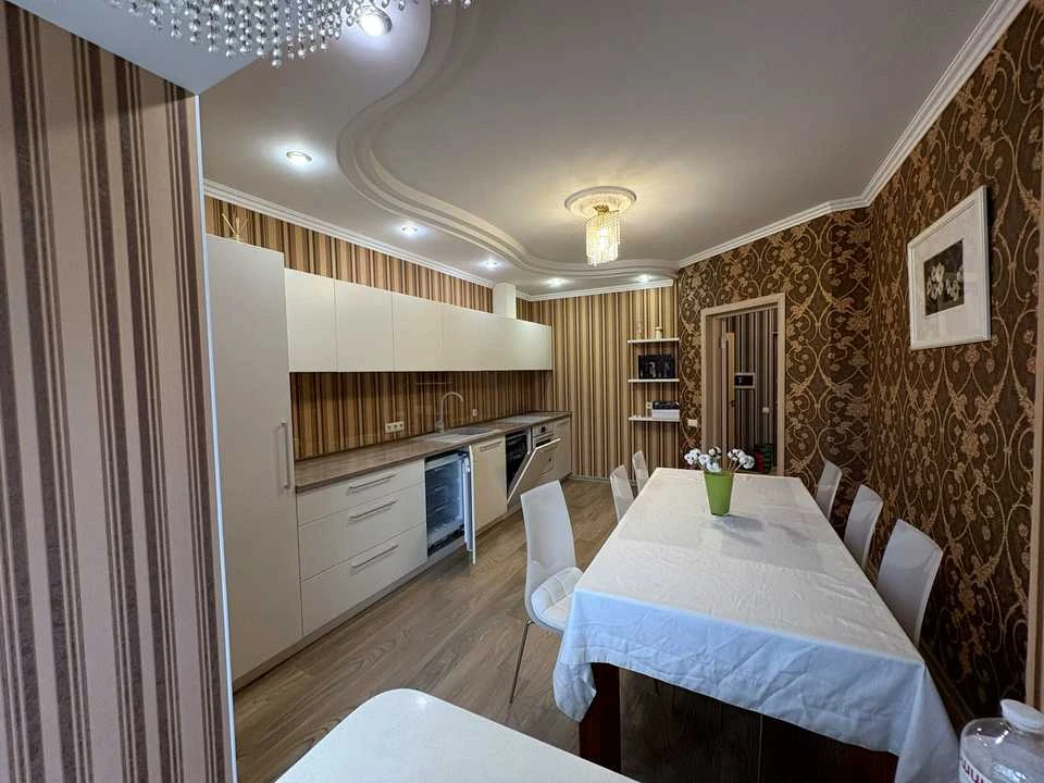 Квартира. Київ, Петра Григоренка просп.