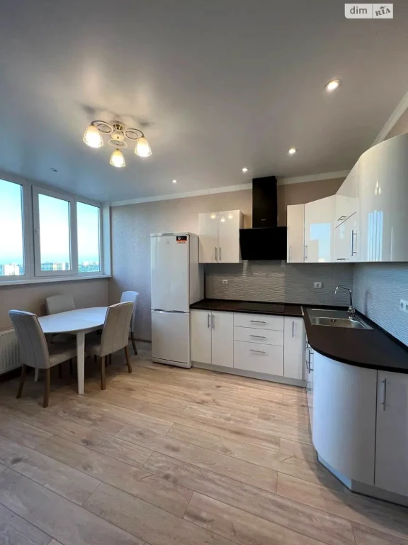 Long-Term Rental Apartment, Oleksandrivs'ka Slobidka