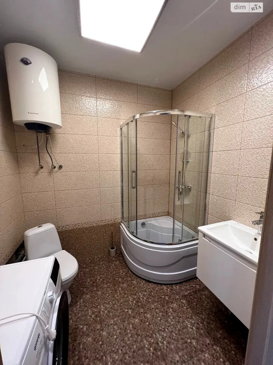 Long-Term Rental Apartment, Oleksandrivs'ka Slobidka