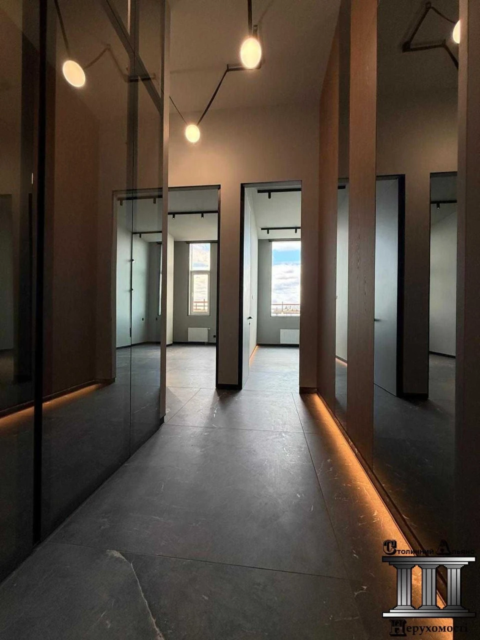 New, designer 3-bedroom apartment, 109 sq.m, Manhattan City complex, KPI. Floor