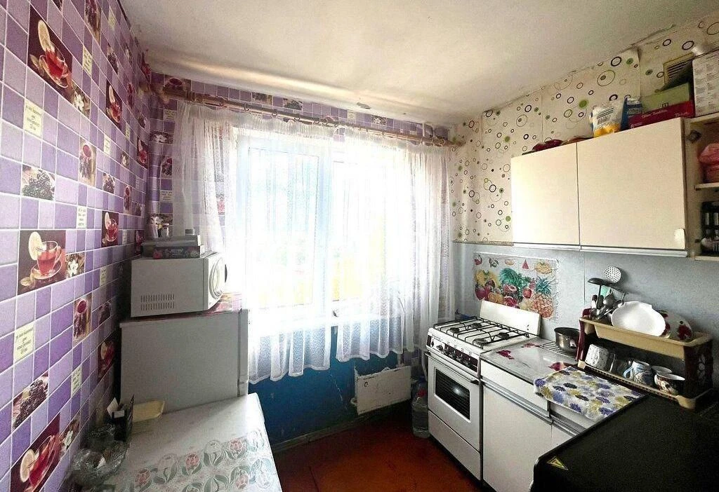 Sale of a 3-room apartment in Oleksiyevka