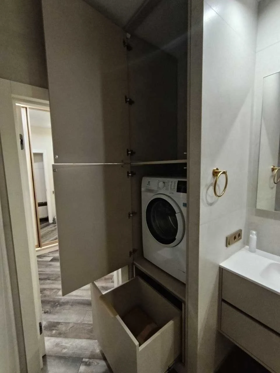 Продам 1 комн. квартиру на Краснова