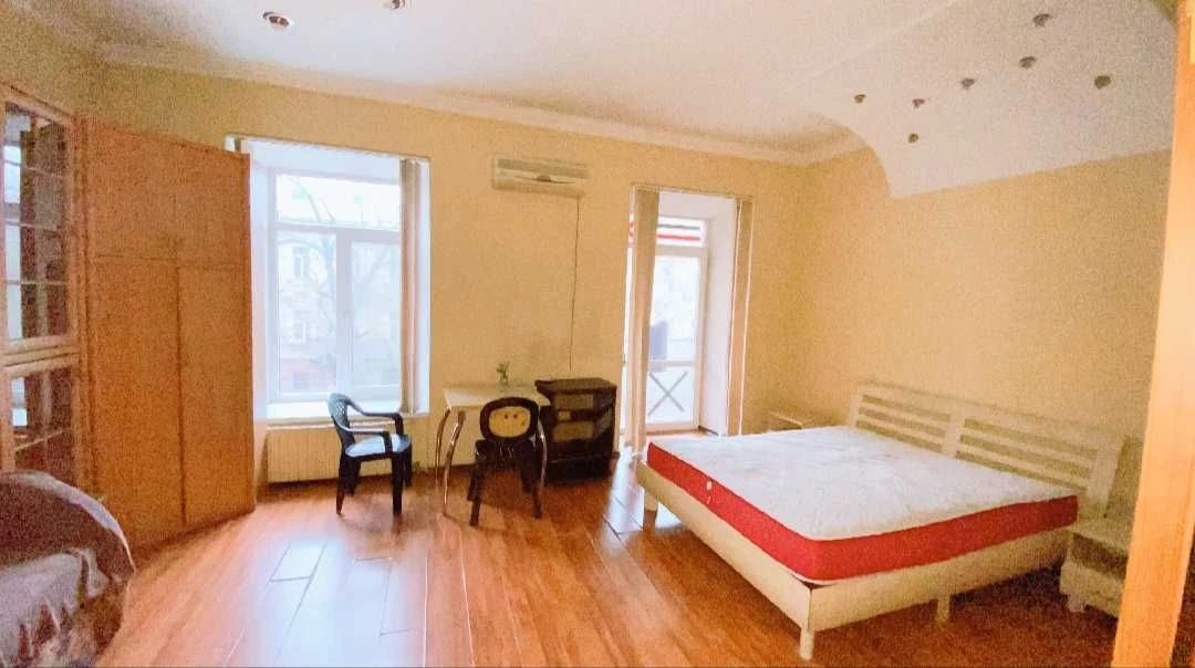 Продається 1-кімнатна квартира в центре Одессы