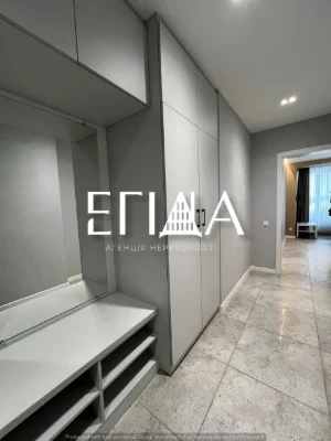 3-bedroom apartment! State property! 65 sq m! Renovated! Furniture and appliances