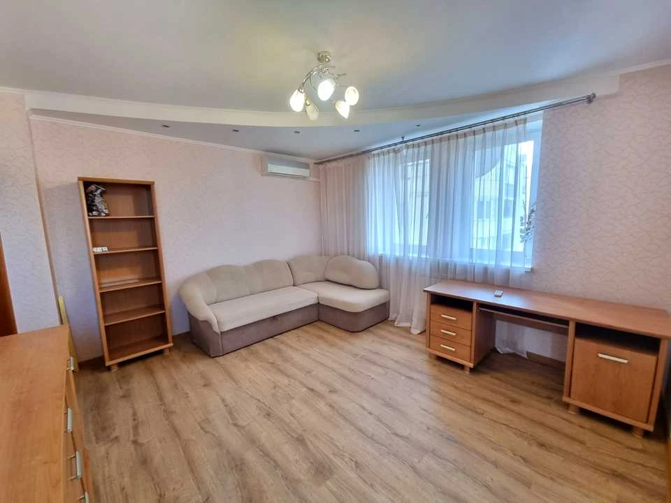 Квартира. Київ, Мокра вул.