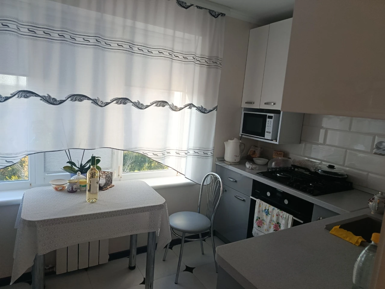 1-bedroom apartment with excellent renovation.