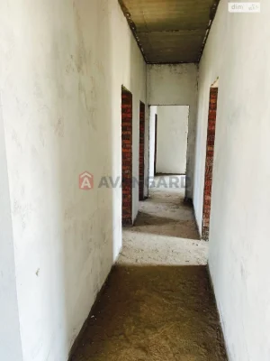 Sale House, Lenin