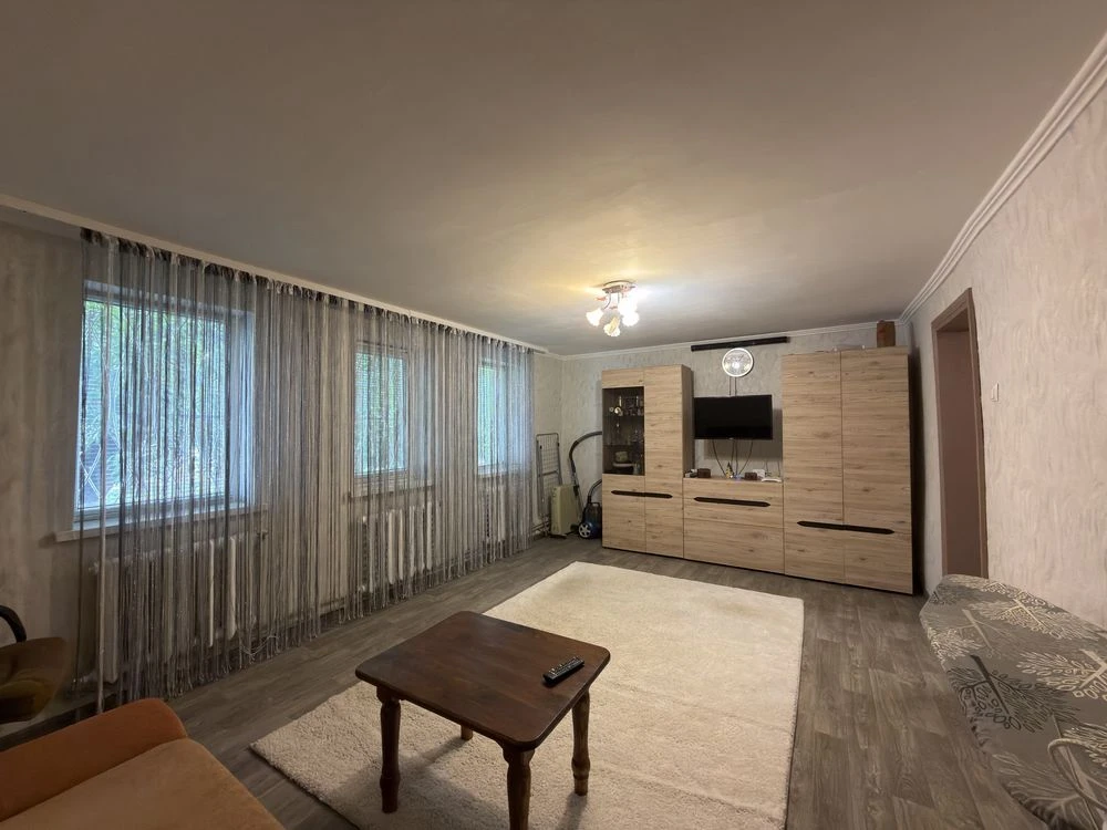 House for sale at the beginning of Romen