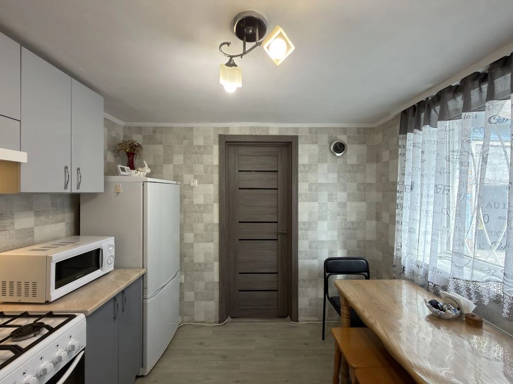 House for sale at the beginning of Romen