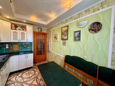 Apartment. Mazepi Street, Lviv
