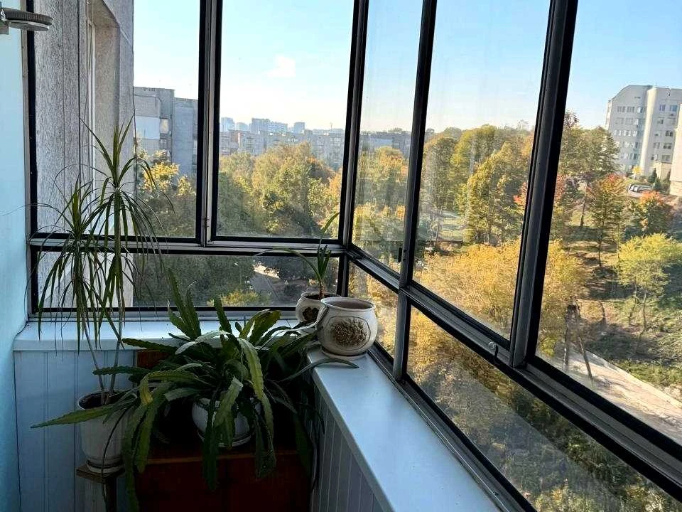Apartment. Mazepi Street, Lviv