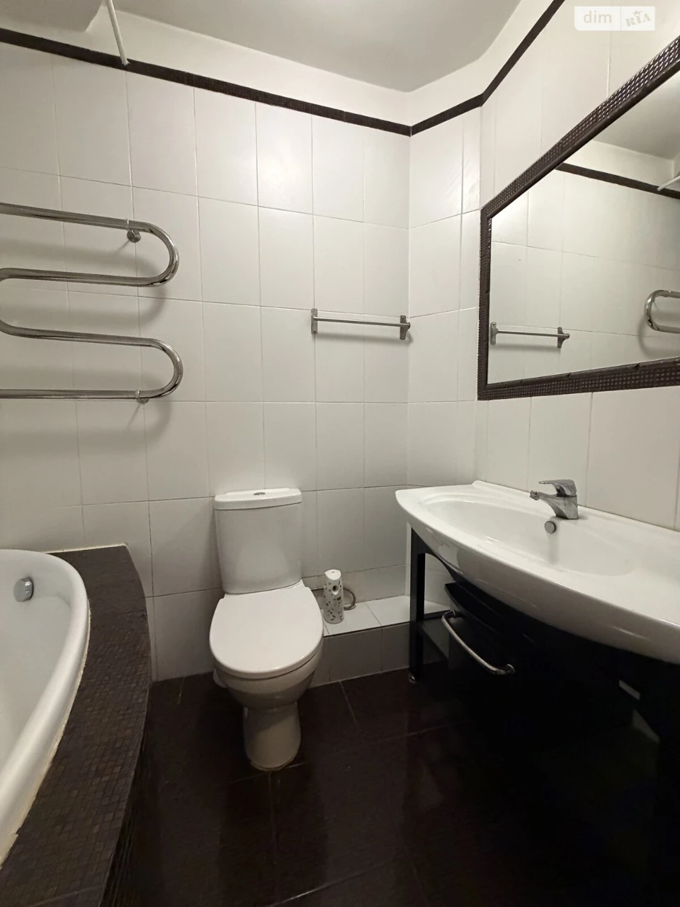 Apartment for Sale in Holosiiv