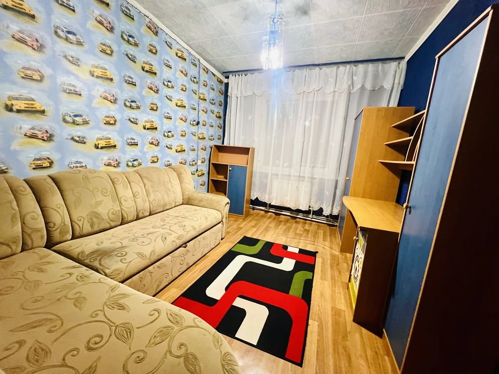 For Sale: 2-bedroom apartment on Popov Street