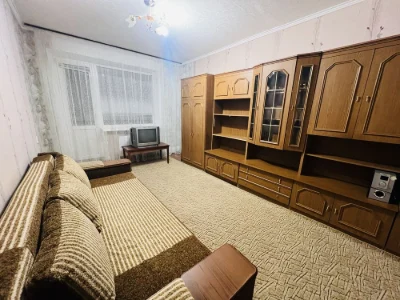 For Sale: 2-bedroom apartment on Popov Street