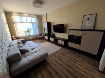Сдается квартира, 2 комнаты, 80,5 м²