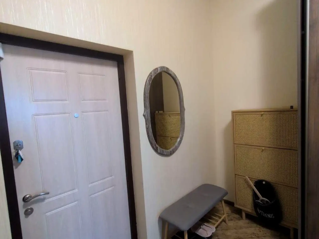 Сдается квартира, 2 комнаты, 80,5 м²