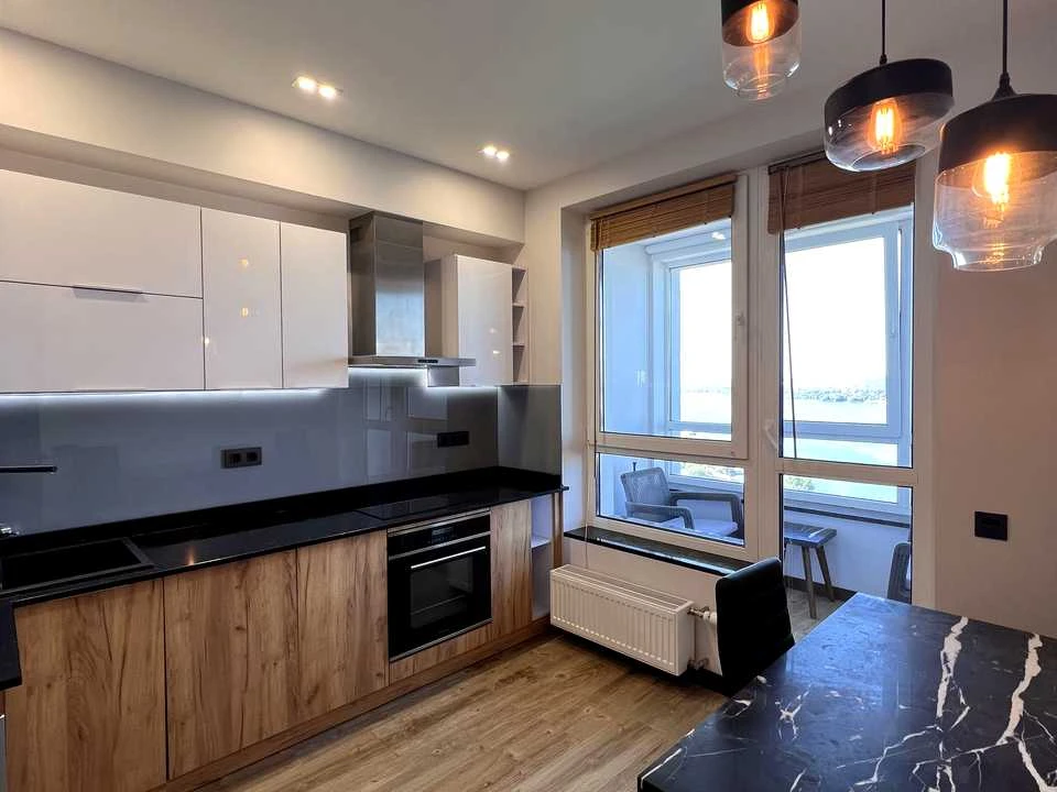 Apartment. Mykoly Bazhana Prospect, Kyiv