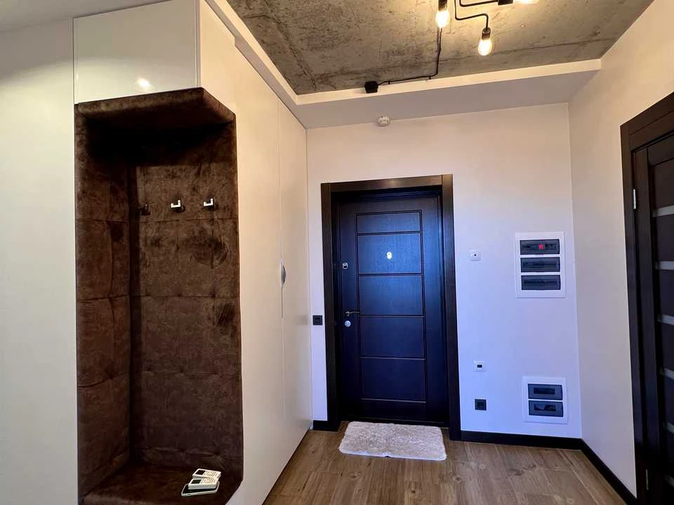 Apartment. Mykoly Bazhana Prospect, Kyiv