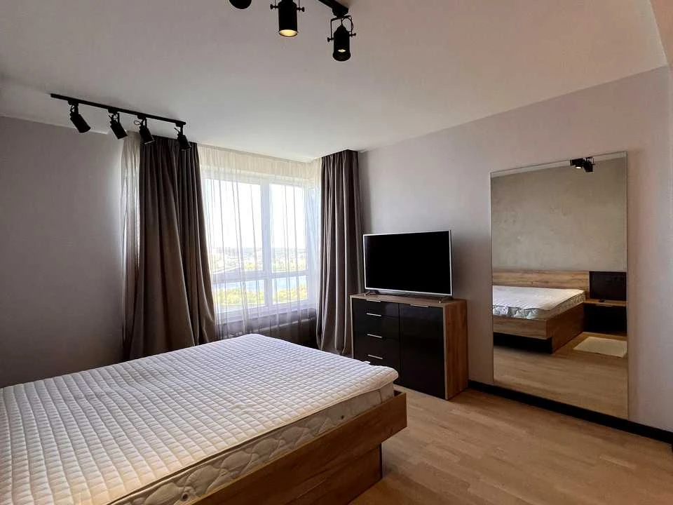 Apartment. Mykoly Bazhana Prospect, Kyiv