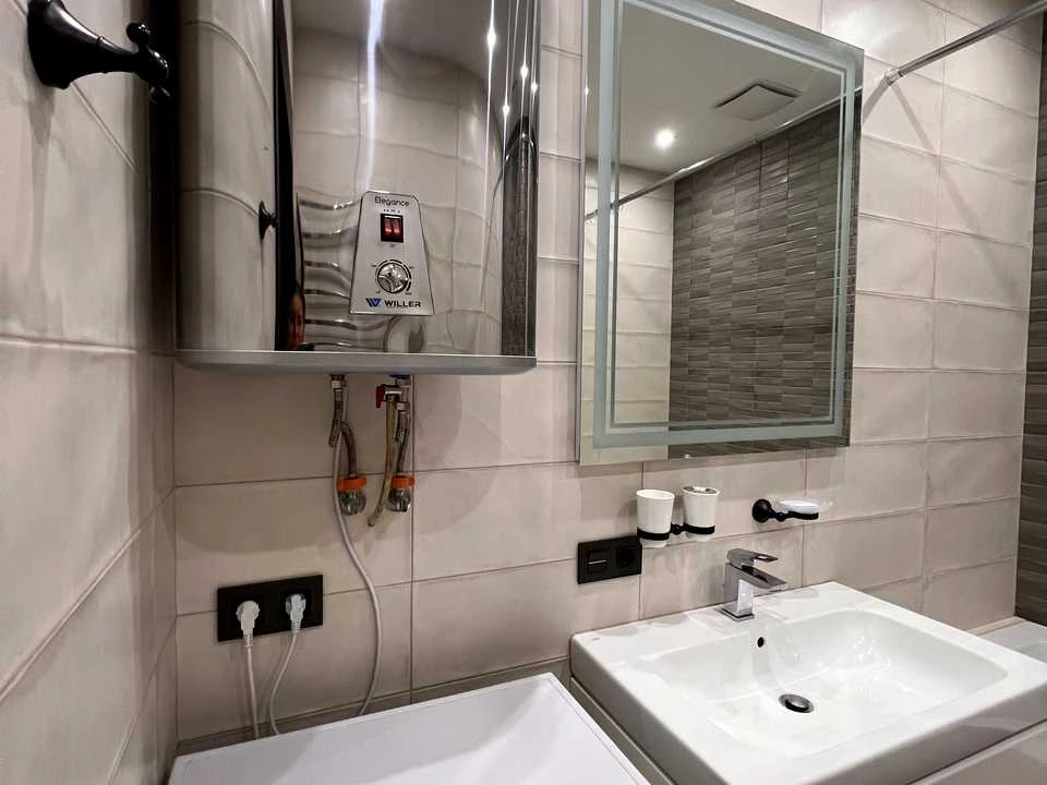 Apartment. Mykoly Bazhana Prospect, Kyiv